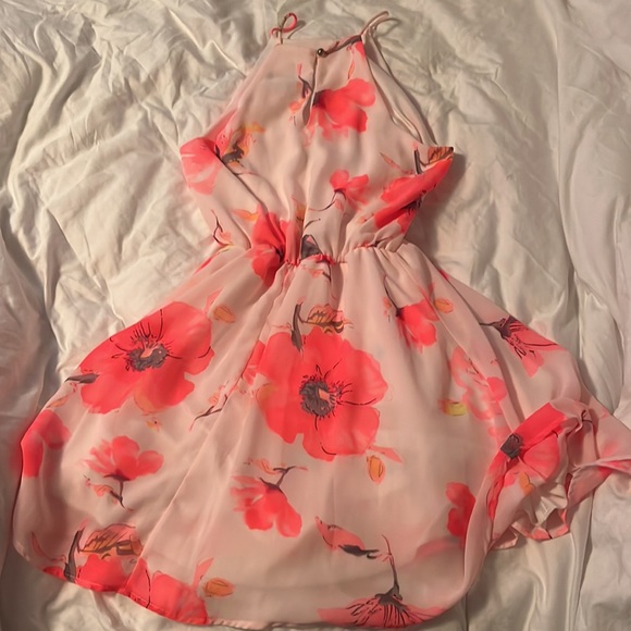 Sun dress - Picture 2 of 3